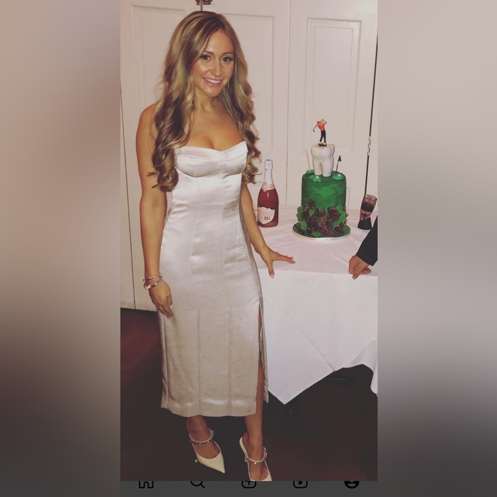 Alexis the brand champagne midi dress size small